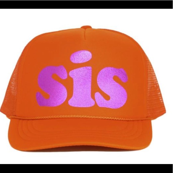 LIL BRO&LIL SIS❤️PAIR OF BOTH/YOUTH HATS BRAND NEW - Picture 3 of 5